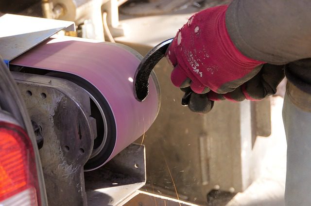 How to Remove Paint from Metal – 5 Efficient Methods