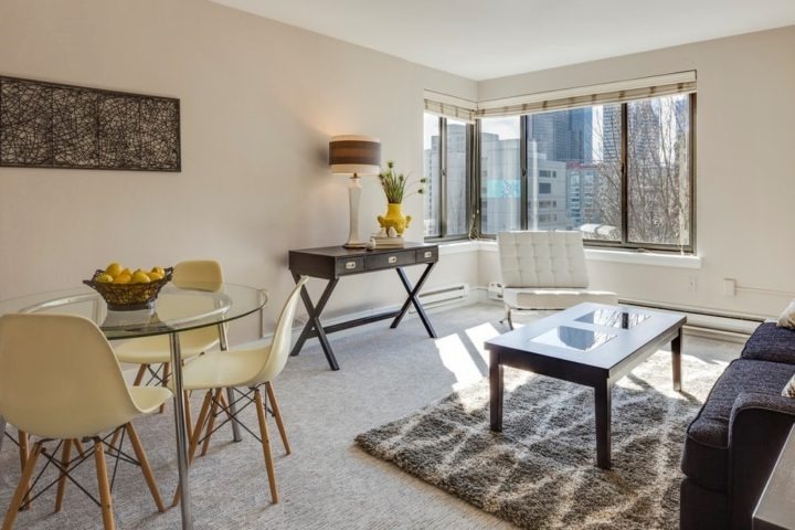 How to choose the right paint for your small living area